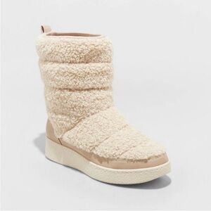 A new day Bertie Winter Boots Taupe 7 NWT